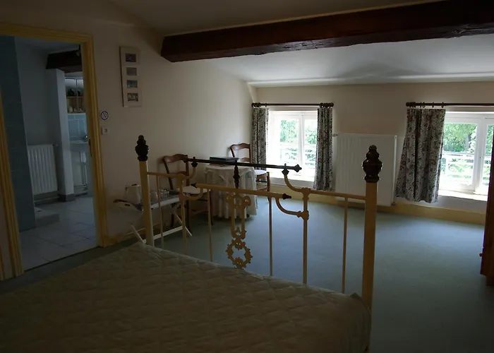 Bed & Breakfast L'impasse Du Temple Léran